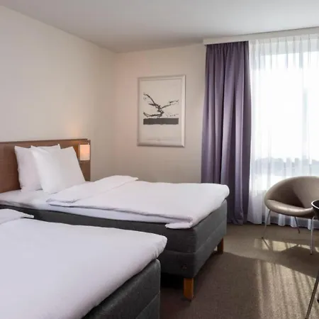 Hotel Mövenpick Am Aasee 4*