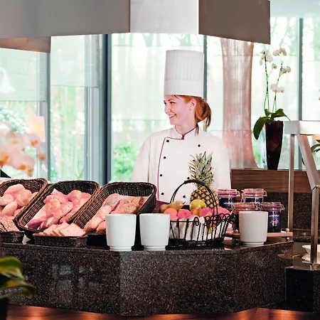 Moevenpick Am Aasee Hotell 5*