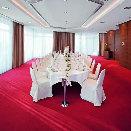 Moevenpick Am Aasee Hotel 5*